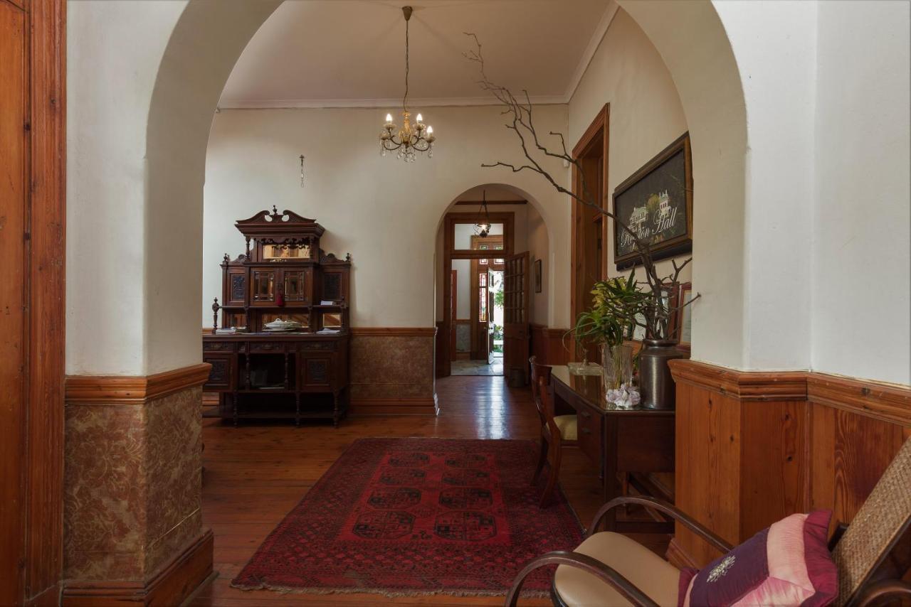 Royston Hall Historical Guesthouse Umtentweni Buitenkant foto