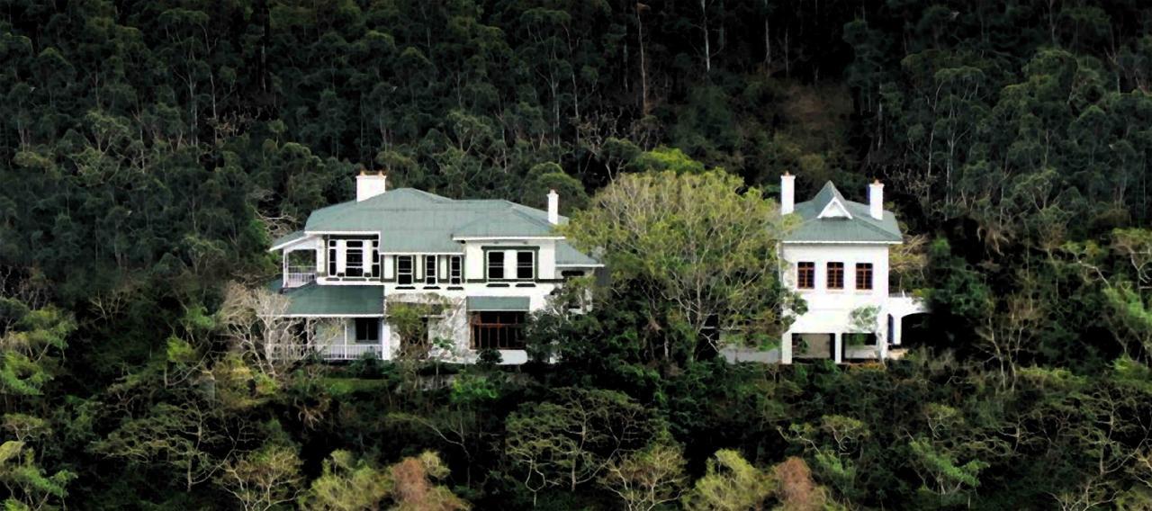 Royston Hall Historical Guesthouse Umtentweni Buitenkant foto